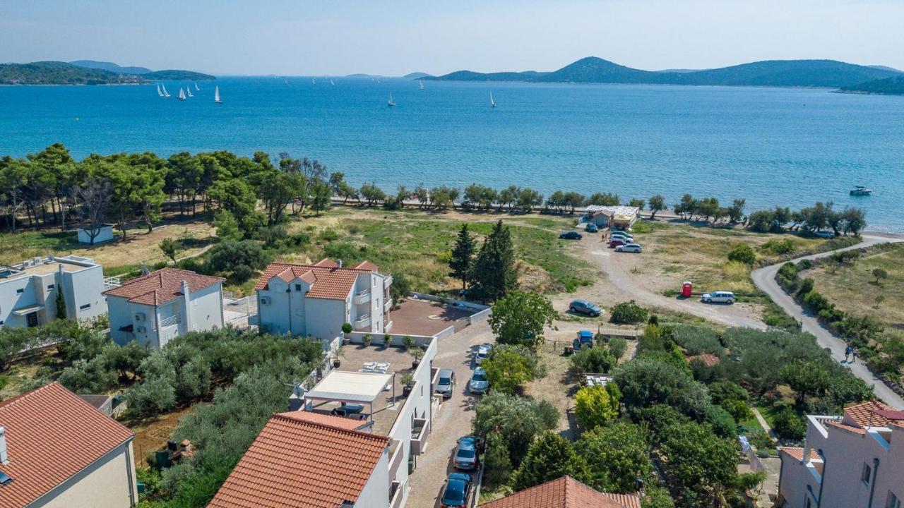 Apartments Luka 沃迪切 外观 照片